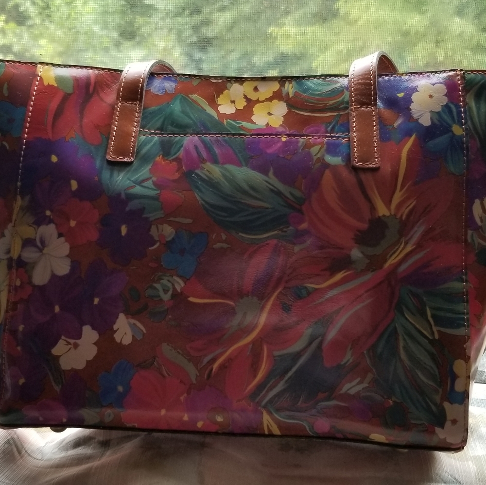 Patricia Nash Summer Florals Collection